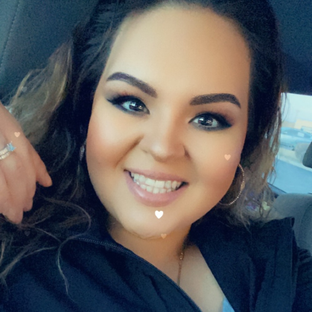 Meet your Posher, Angelica